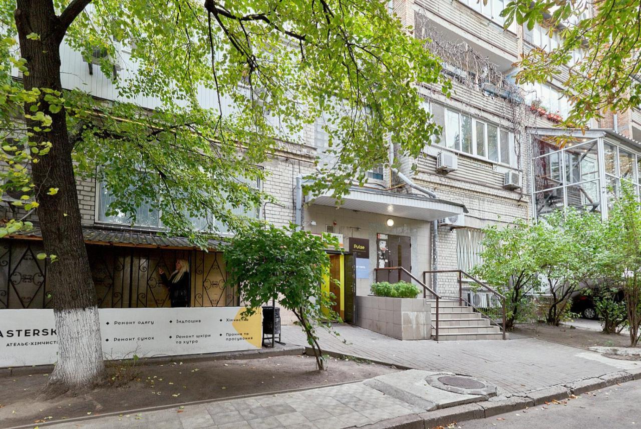Лофт 100М2 - Три Спальни - Улица Большая Васильковская 80 Метро Олимпийская เคียฟ ภายนอก รูปภาพ